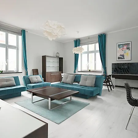 Victus Apartamenty, Niebieski 索波特